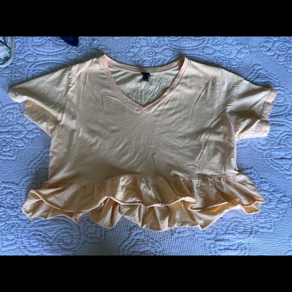 Peach peplum wild fable top size large - Picture 1 of 3